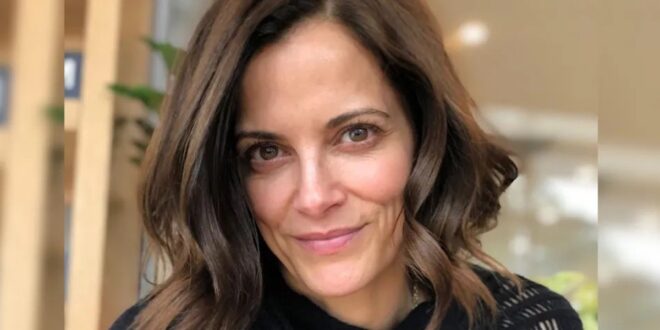 Taylor (Rebecca Budig) / Beautiful (foto da Instagram)